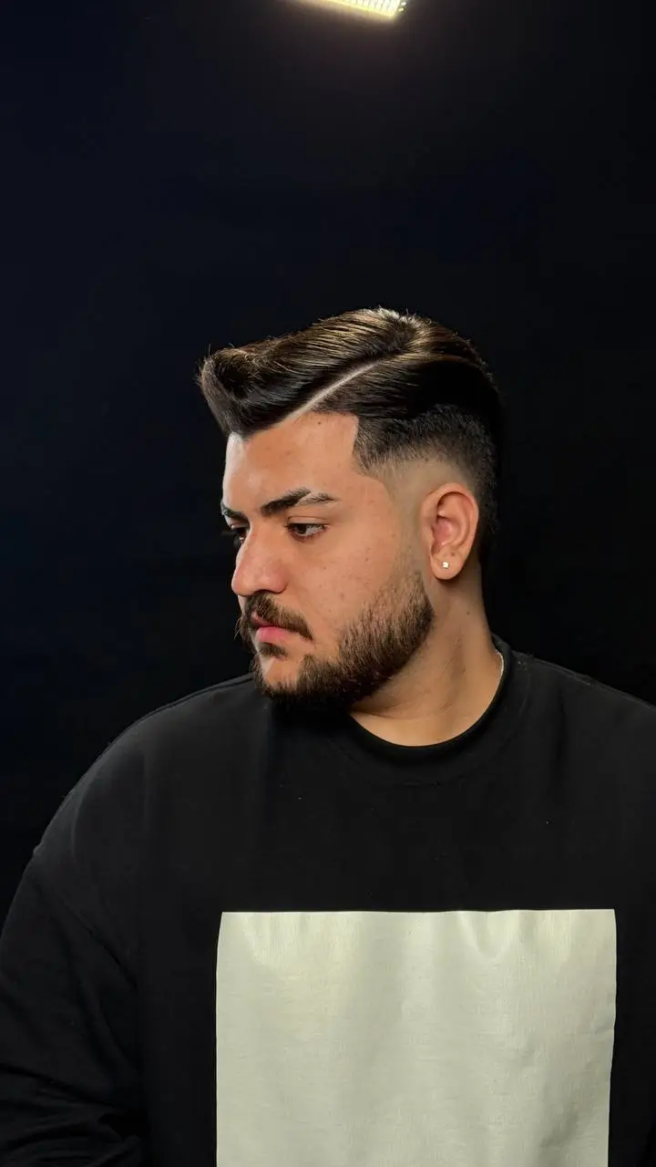مدل مو سایدپارت مردانه در آرایشگاه سزار کیش